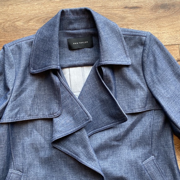 Ann Taylor chambray jacket featuring a short trench coat style with tie cuffs - Picture 6 of 7